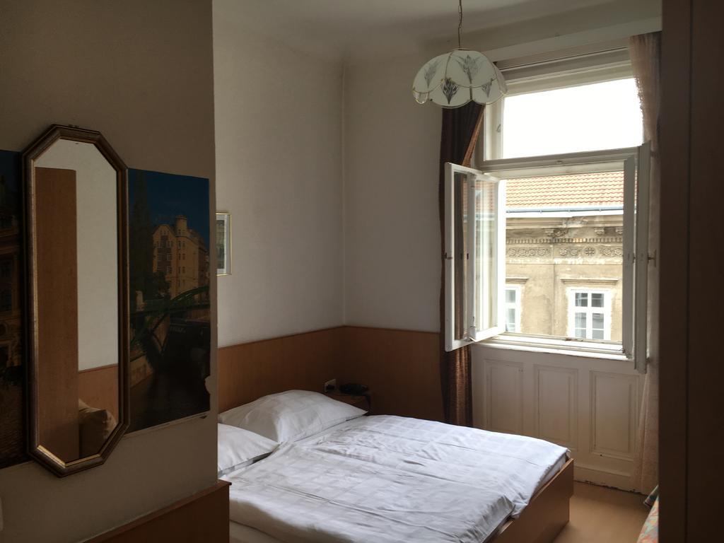 Pension Ani Wien Exteriör bild